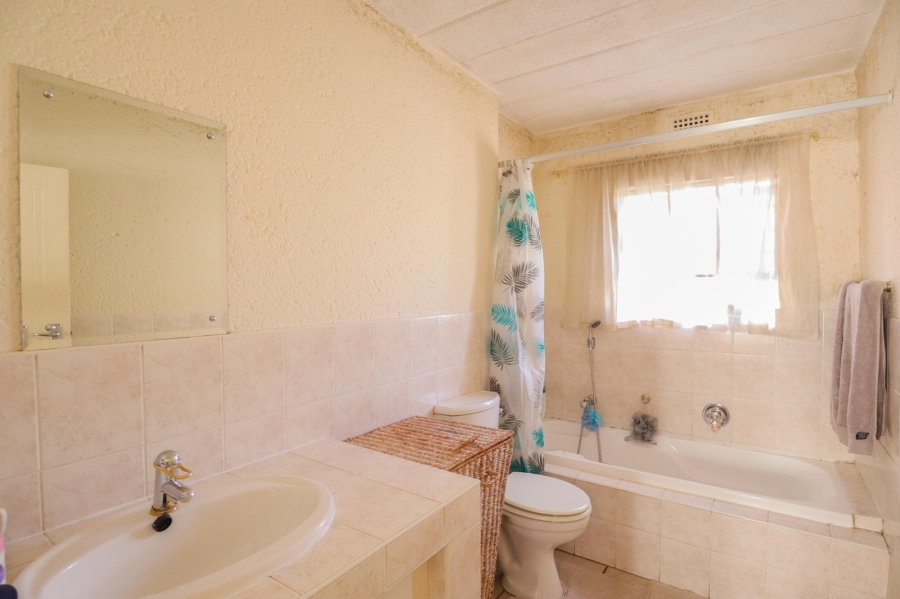 3 Bedroom Property for Sale in Morningside Gauteng