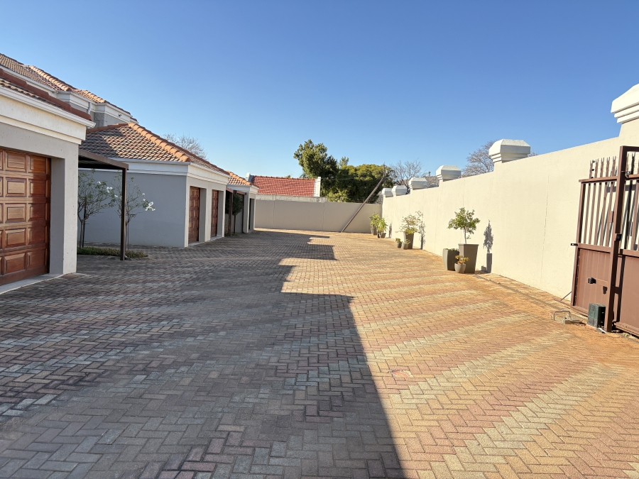 3 Bedroom Property for Sale in Fairland Gauteng