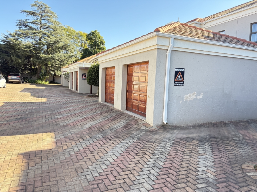 3 Bedroom Property for Sale in Fairland Gauteng