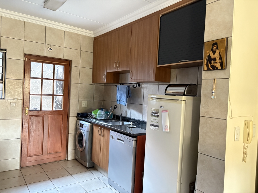 3 Bedroom Property for Sale in Fairland Gauteng