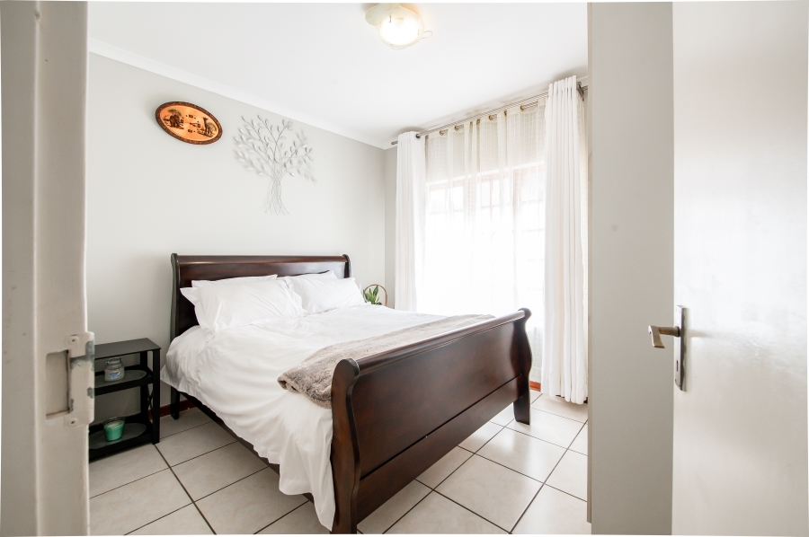 To Let 3 Bedroom Property for Rent in Summerset Gauteng