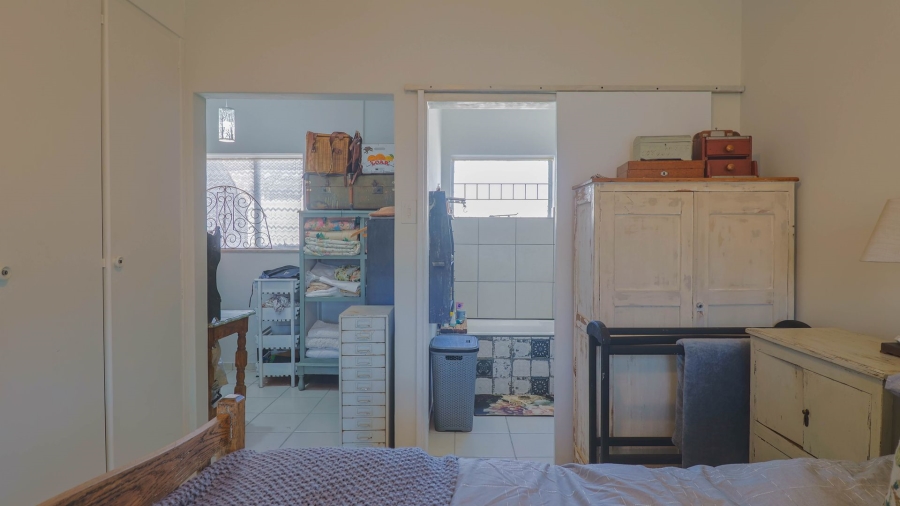1 Bedroom Property for Sale in Pierre Van Ryneveld Gauteng