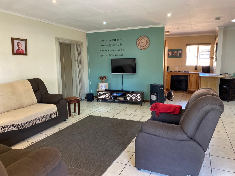 3 Bedroom Property for Sale in Annlin Gauteng
