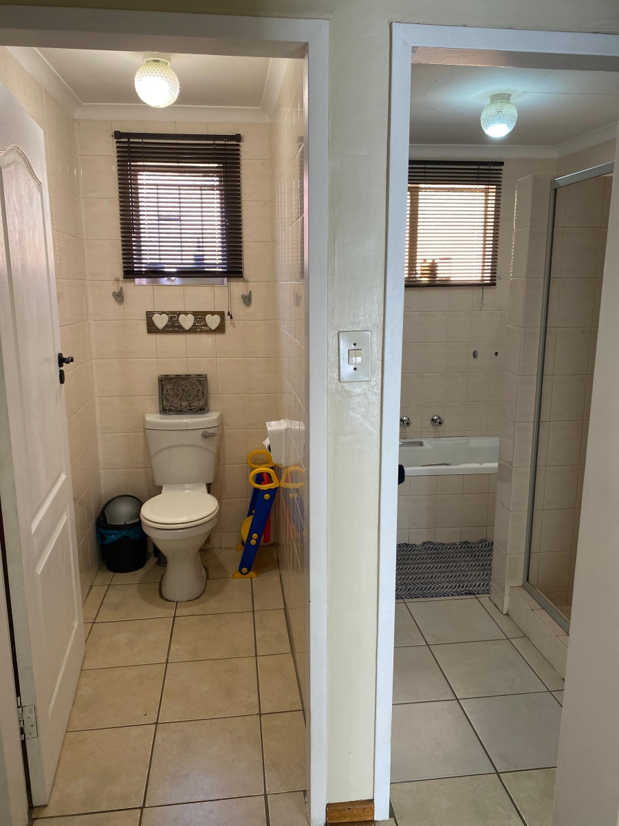 3 Bedroom Property for Sale in Annlin Gauteng