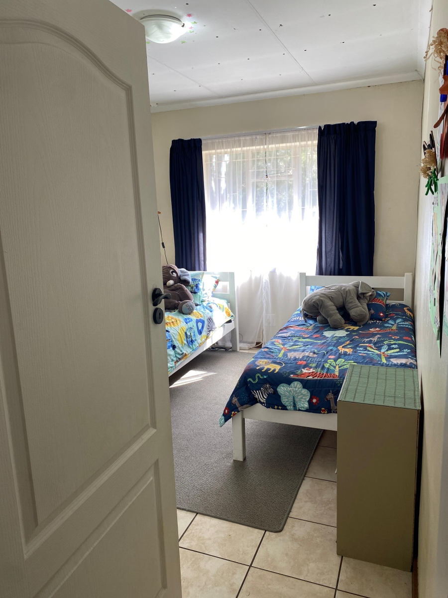 3 Bedroom Property for Sale in Annlin Gauteng