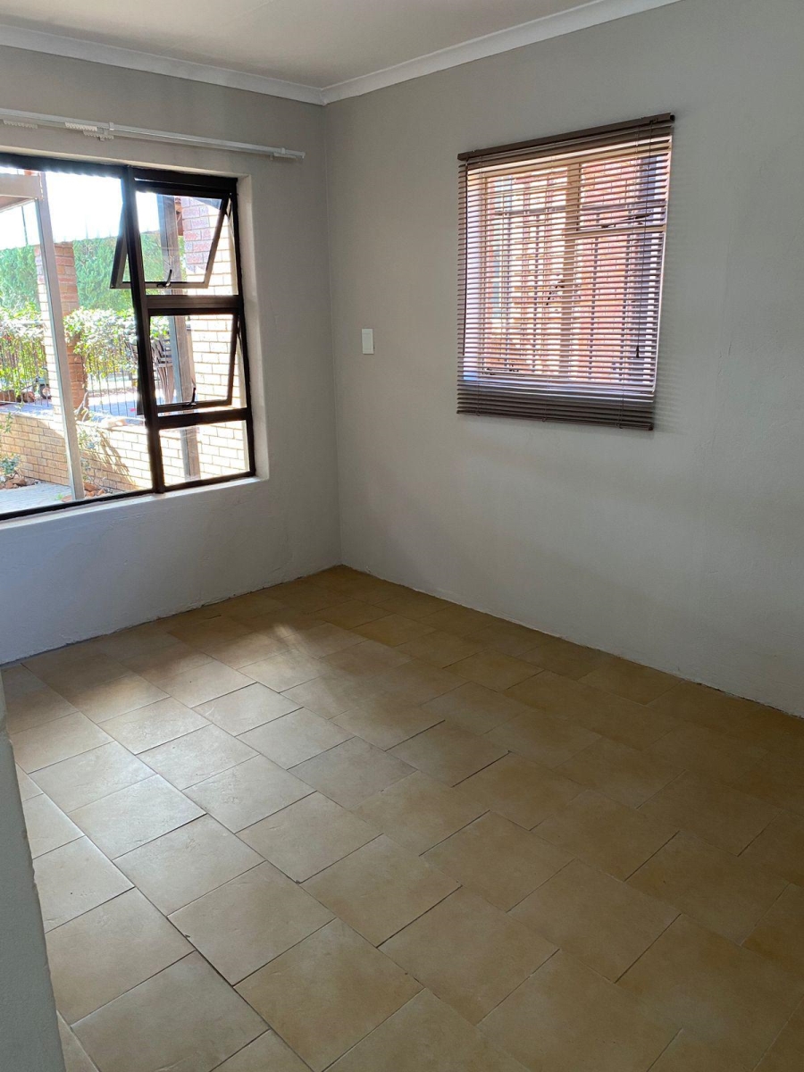 3 Bedroom Property for Sale in Annlin Gauteng