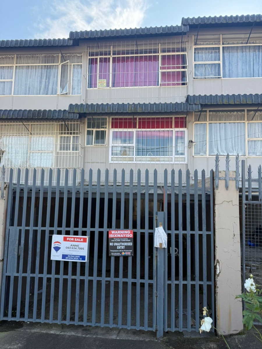 2 Bedroom Property for Sale in Florida Gauteng
