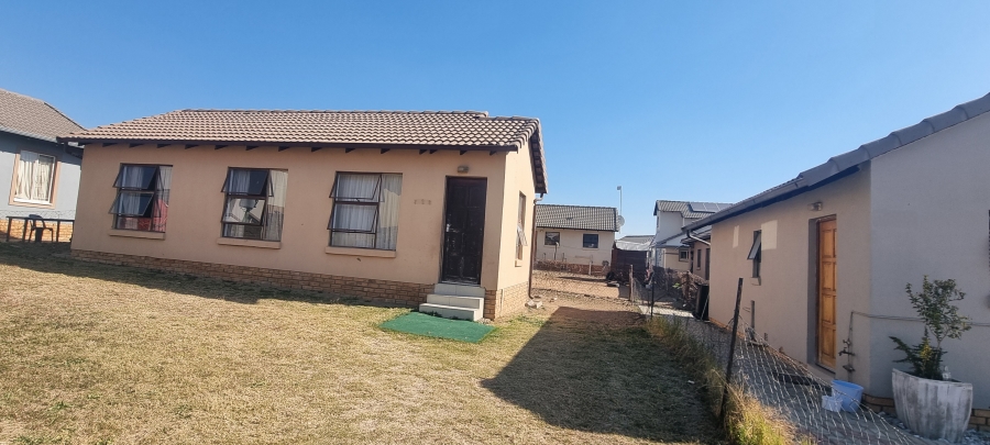 3 Bedroom Property for Sale in Bloubosrand Gauteng