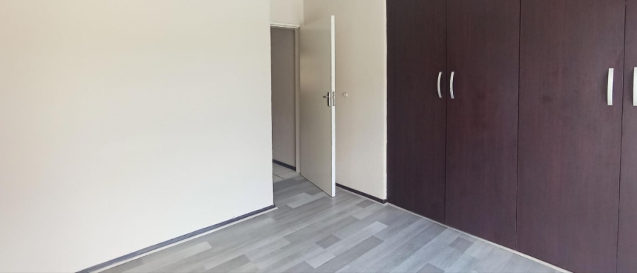 2 Bedroom Property for Sale in North Riding Gauteng