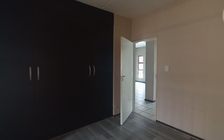 2 Bedroom Property for Sale in North Riding Gauteng