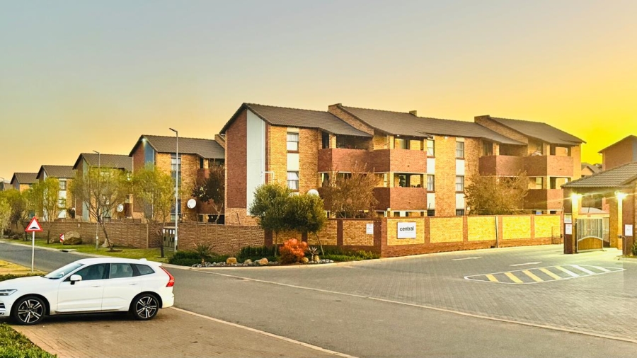 2 Bedroom Property for Sale in Olifantsvlei Gauteng