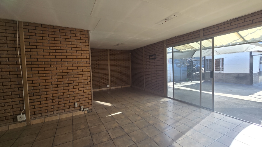 To Let 0 Bedroom Property for Rent in Edenvale Central Gauteng