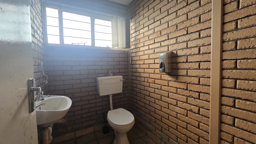 To Let 0 Bedroom Property for Rent in Edenvale Central Gauteng