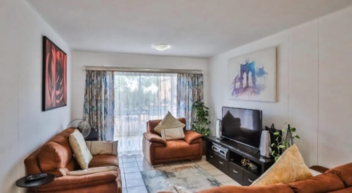 3 Bedroom Property for Sale in Karenpark Gauteng