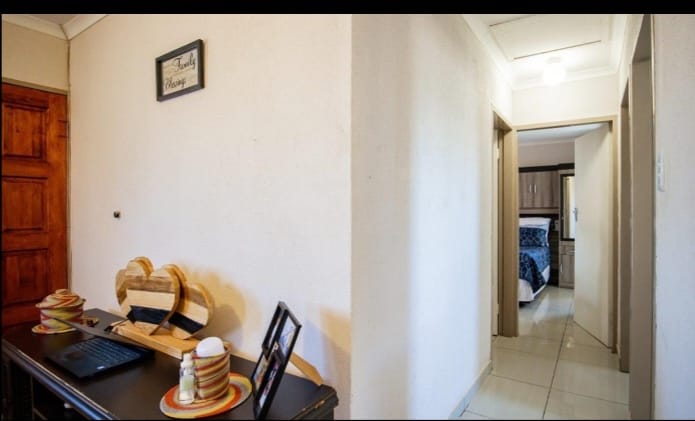 3 Bedroom Property for Sale in Rosslyn Gauteng
