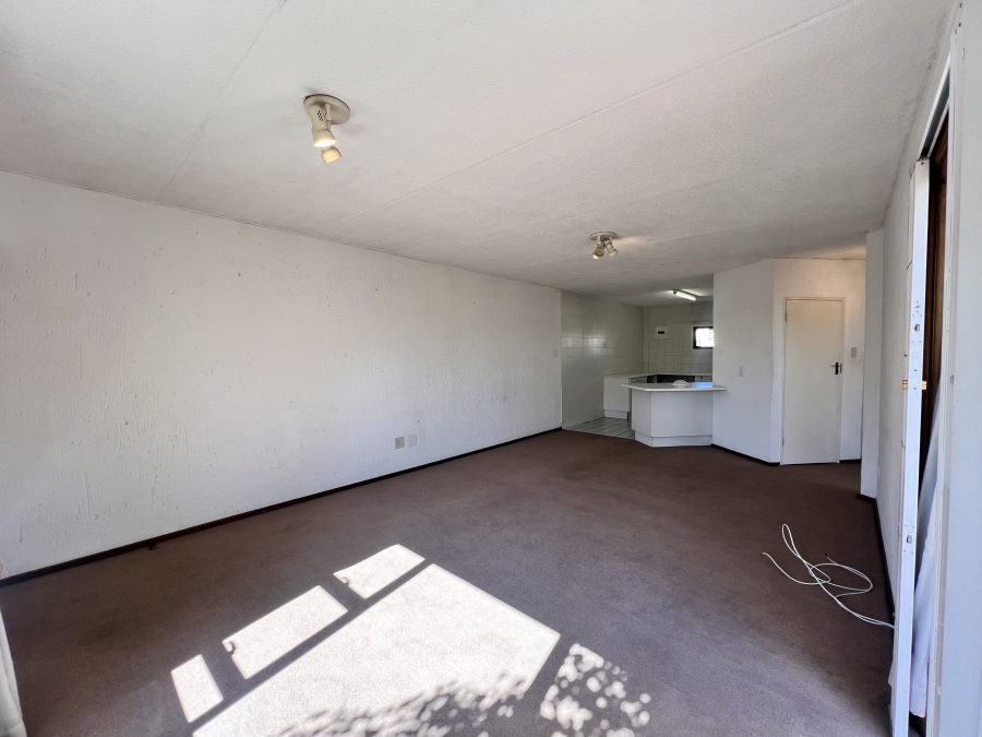 2 Bedroom Property for Sale in Sunninghill Gauteng