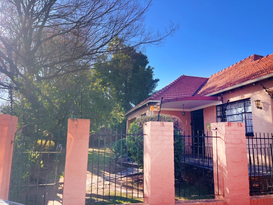 3 Bedroom Property for Sale in Highlands North Gauteng