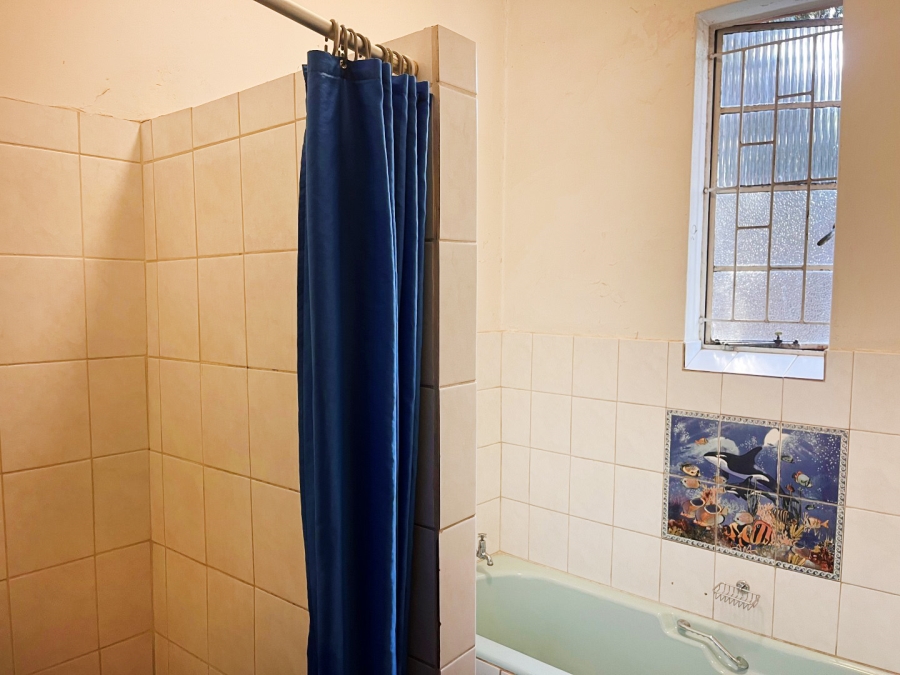 3 Bedroom Property for Sale in Highlands North Gauteng