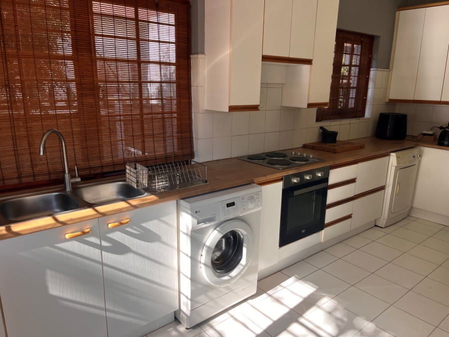 2 Bedroom Property for Sale in Highlands North Gauteng