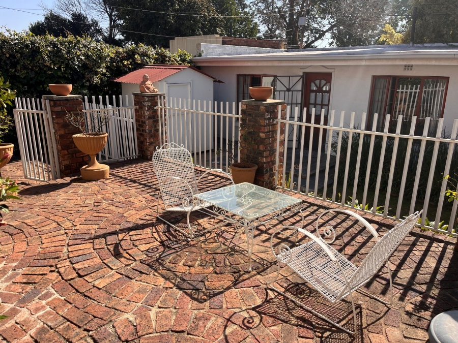 2 Bedroom Property for Sale in Highlands North Gauteng