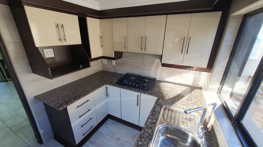 1 Bedroom Property for Sale in Menlo Park Gauteng