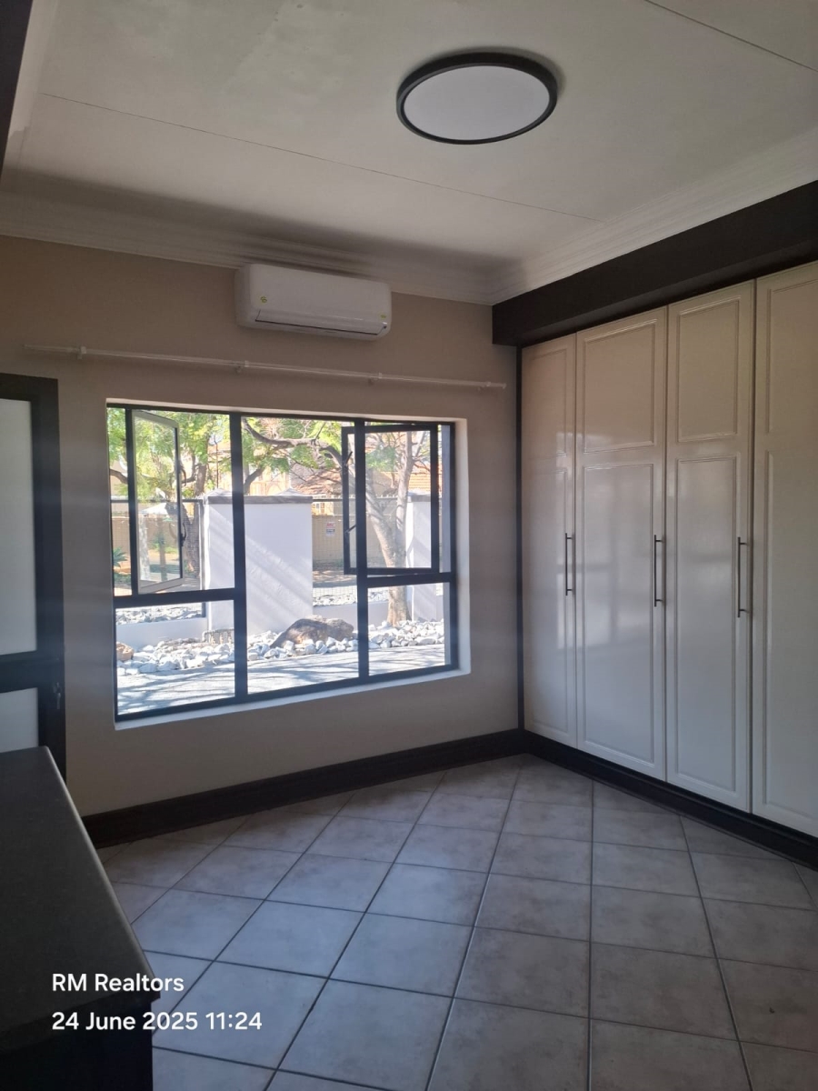 To Let 3 Bedroom Property for Rent in Menlo Park Gauteng