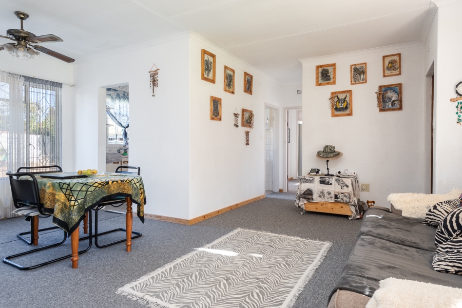 3 Bedroom Property for Sale in Brackendowns Gauteng