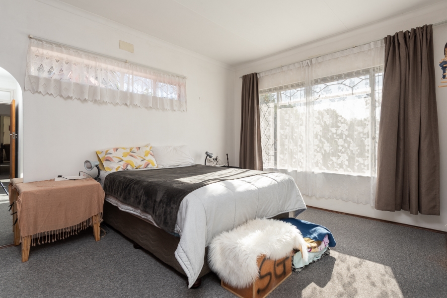 3 Bedroom Property for Sale in Brackendowns Gauteng