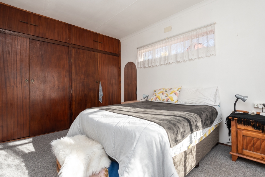 3 Bedroom Property for Sale in Brackendowns Gauteng