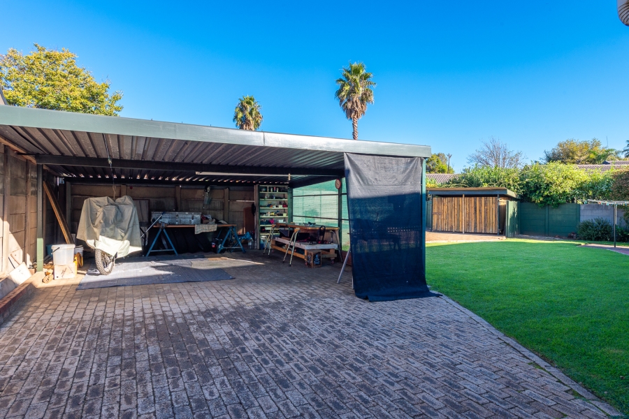 3 Bedroom Property for Sale in Brackendowns Gauteng