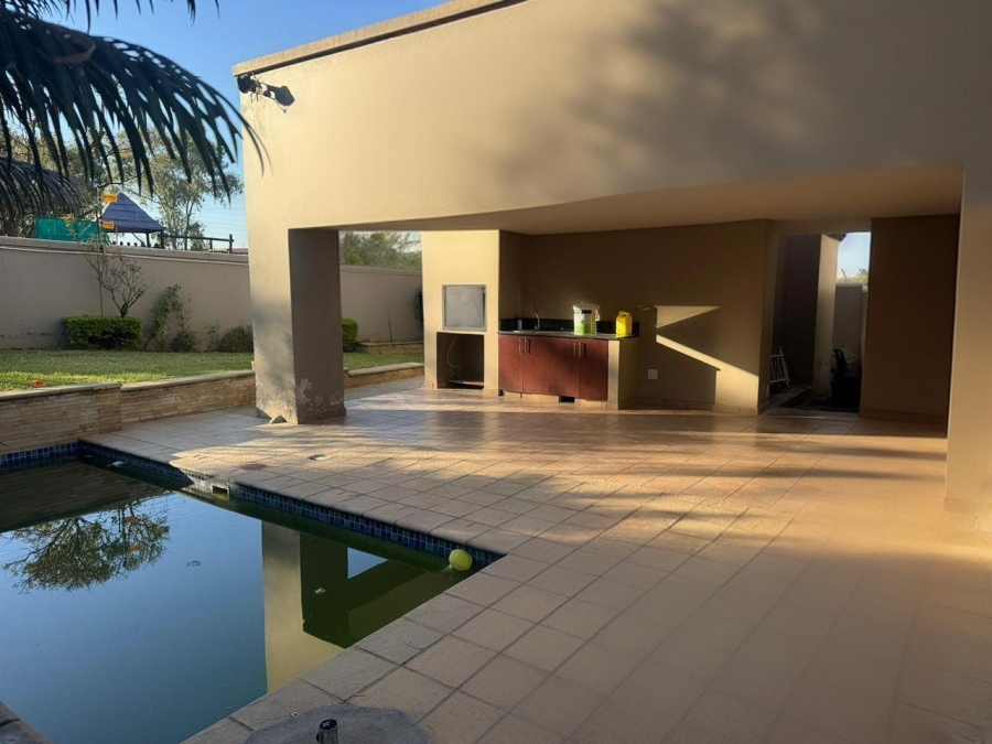 To Let 3 Bedroom Property for Rent in Honeydew Ridge Gauteng