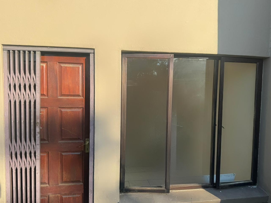 To Let 3 Bedroom Property for Rent in Honeydew Ridge Gauteng