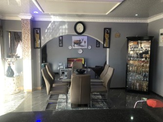 5 Bedroom Property for Sale in Lenasia South Gauteng