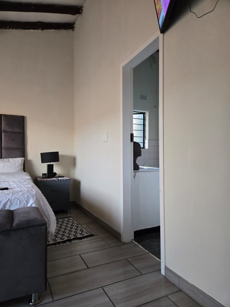 To Let 3 Bedroom Property for Rent in Croydon Gauteng