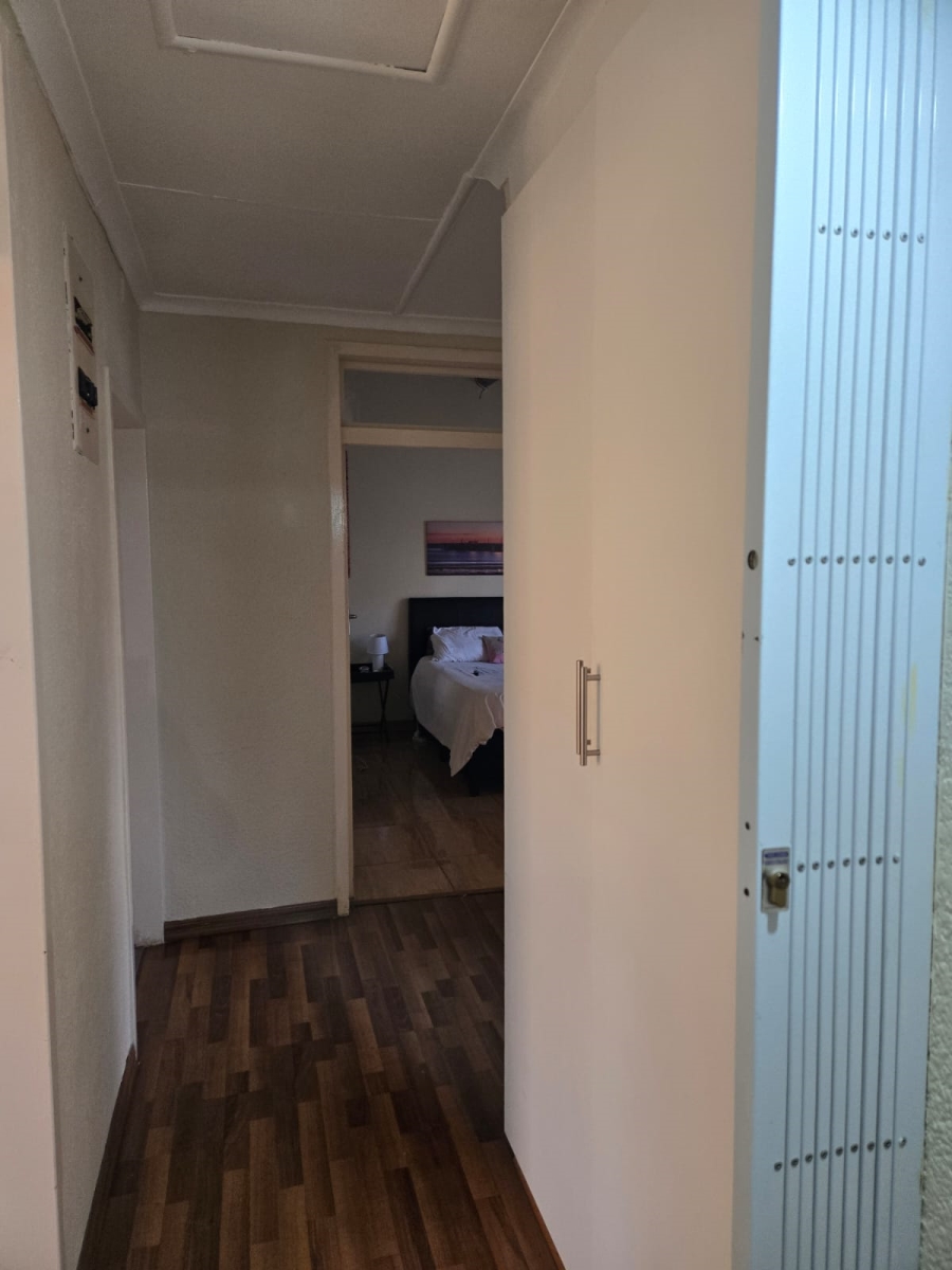 To Let 3 Bedroom Property for Rent in Croydon Gauteng