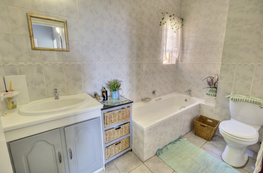 3 Bedroom Property for Sale in Windsor East Gauteng