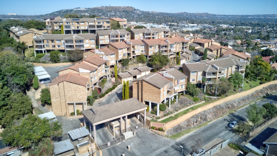 3 Bedroom Property for Sale in Windsor East Gauteng