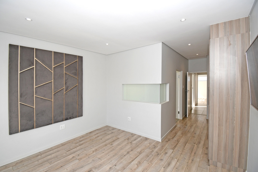 To Let 3 Bedroom Property for Rent in Crowthorne AH Gauteng