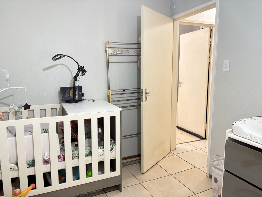 2 Bedroom Property for Sale in Sonneglans Gauteng