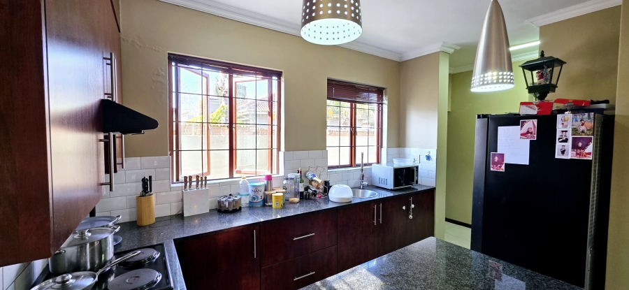 3 Bedroom Property for Sale in Equestria Gauteng