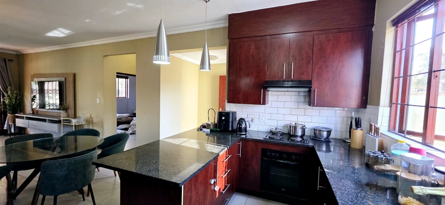 3 Bedroom Property for Sale in Equestria Gauteng