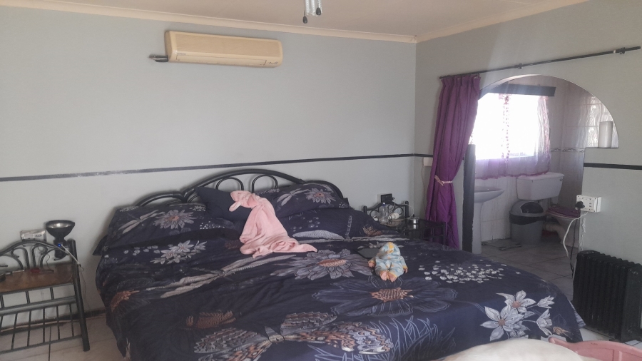 3 Bedroom Property for Sale in Bonanne Gauteng