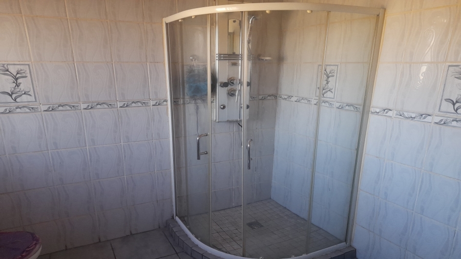 3 Bedroom Property for Sale in Bonanne Gauteng
