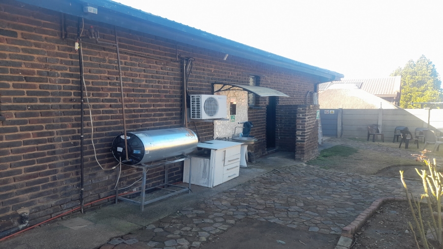 3 Bedroom Property for Sale in Bonanne Gauteng