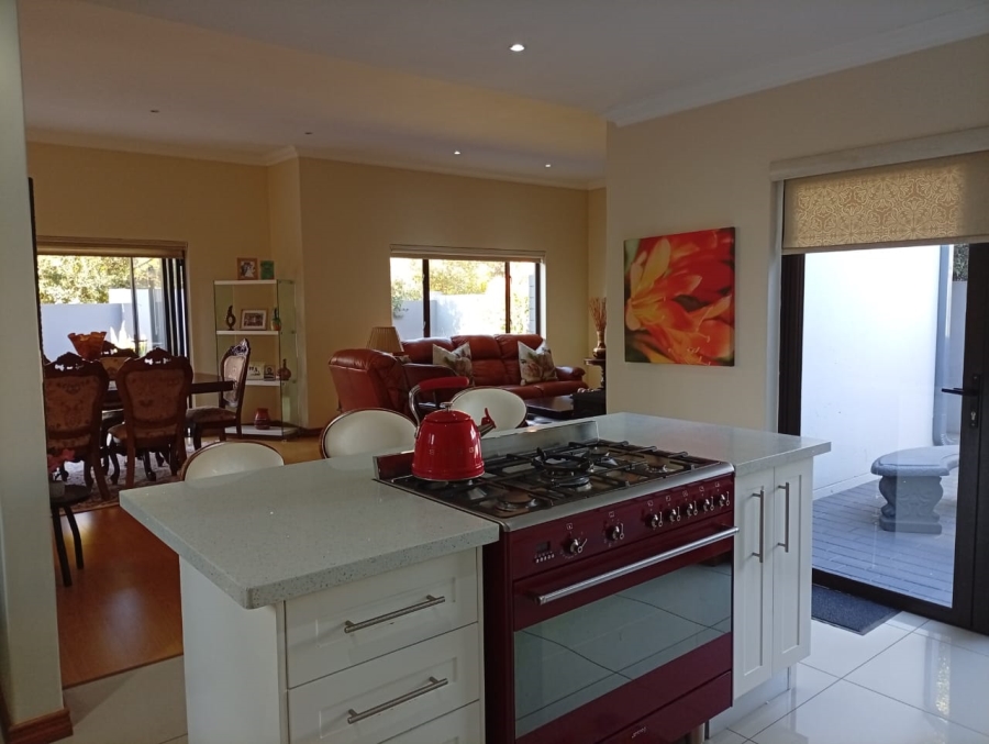 3 Bedroom Property for Sale in Midstream Meadows Gauteng