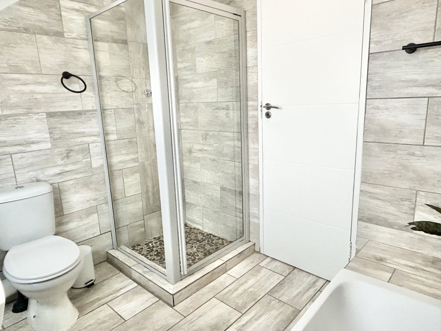 3 Bedroom Property for Sale in Halfway Gardens Gauteng