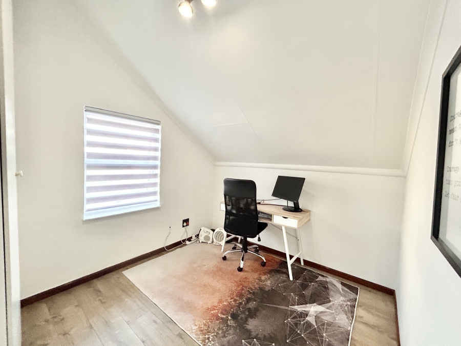 3 Bedroom Property for Sale in Halfway Gardens Gauteng
