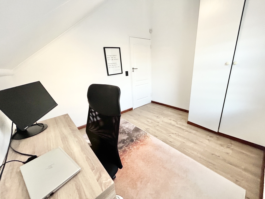3 Bedroom Property for Sale in Halfway Gardens Gauteng