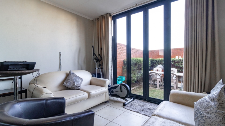 3 Bedroom Property for Sale in Oakdene Gauteng
