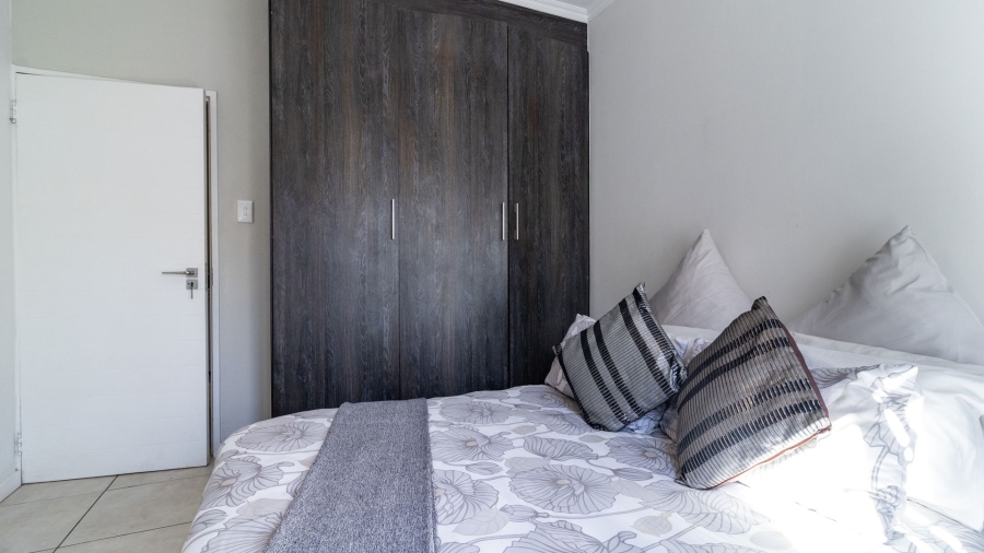 3 Bedroom Property for Sale in Oakdene Gauteng